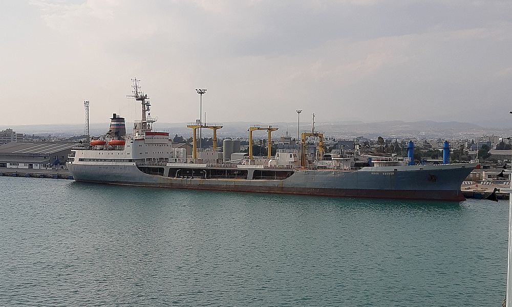 Large sea tanker Ivan Bubnov, Cyprus, Limassol