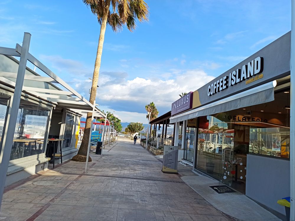 Lathi Polis coffee on the shore Lathi Polis coffee on the shore
