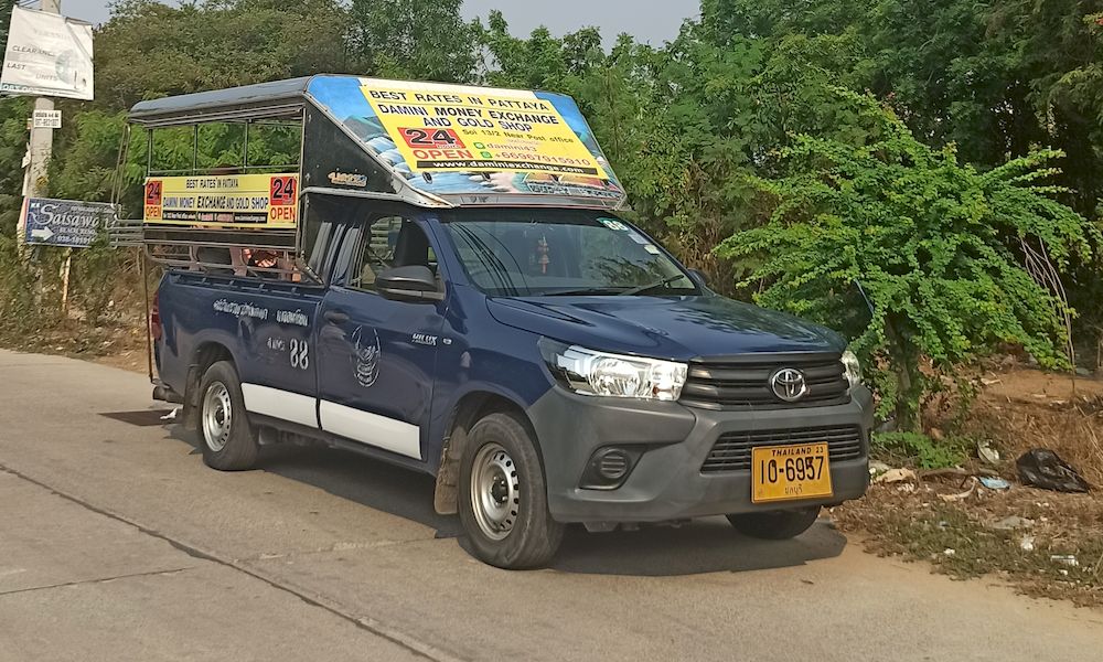 tuktuk in thailand - songthaew